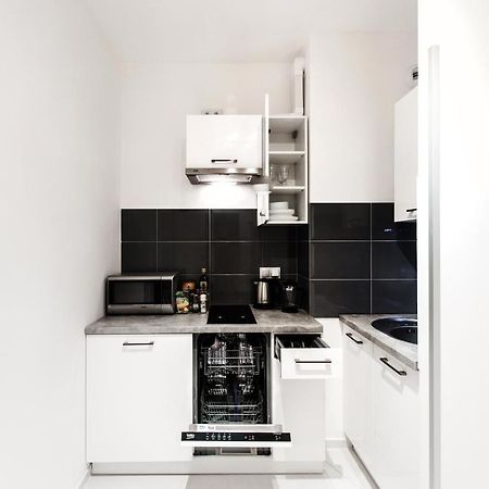 Super Apart Dywizjonu 303 175/8 Apartment Варшава Стая снимка