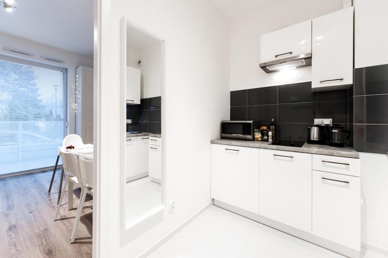 Super Apart Dywizjonu 303 175/8 Apartment Варшава Стая снимка