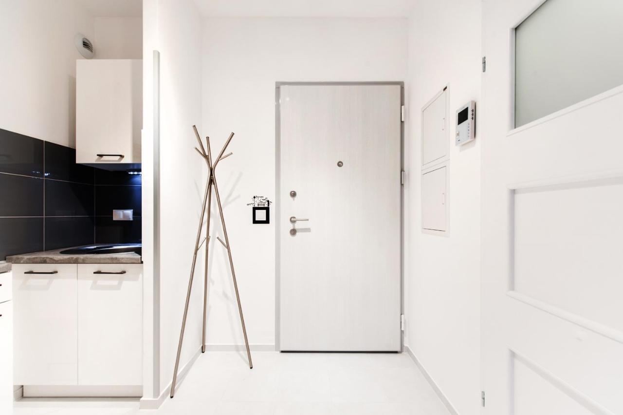 Super Apart Dywizjonu 303 175/8 Apartment Варшава Стая снимка